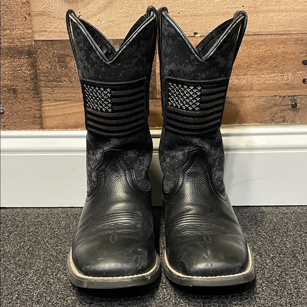 Ariat Western Boots Digital Camo- Men’s Size 10D